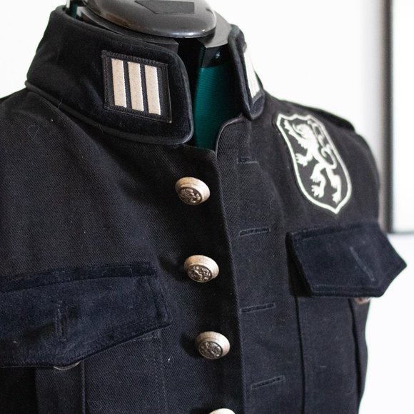 Shrine Gothic Military Vampire Vest M - Picture 2 of 9